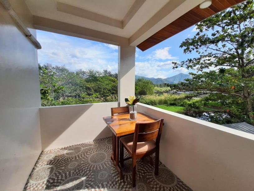 Youhan Beach Resort San Antonio  Ngoại thất bức ảnh