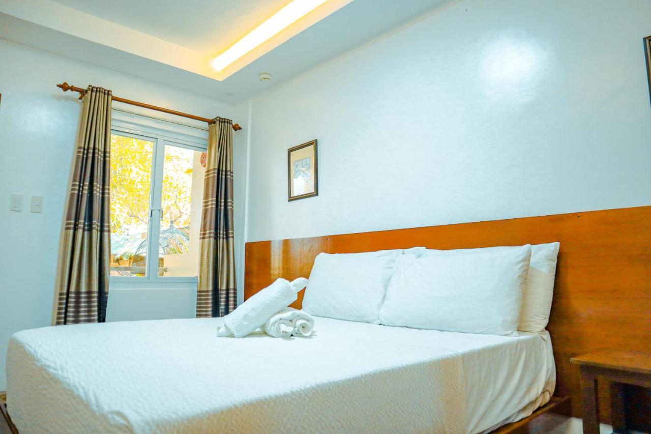 Youhan Beach Resort San Antonio  Ngoại thất bức ảnh