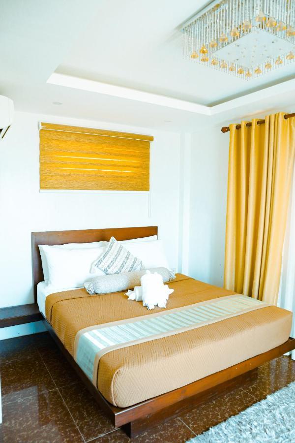 Youhan Beach Resort San Antonio  Ngoại thất bức ảnh