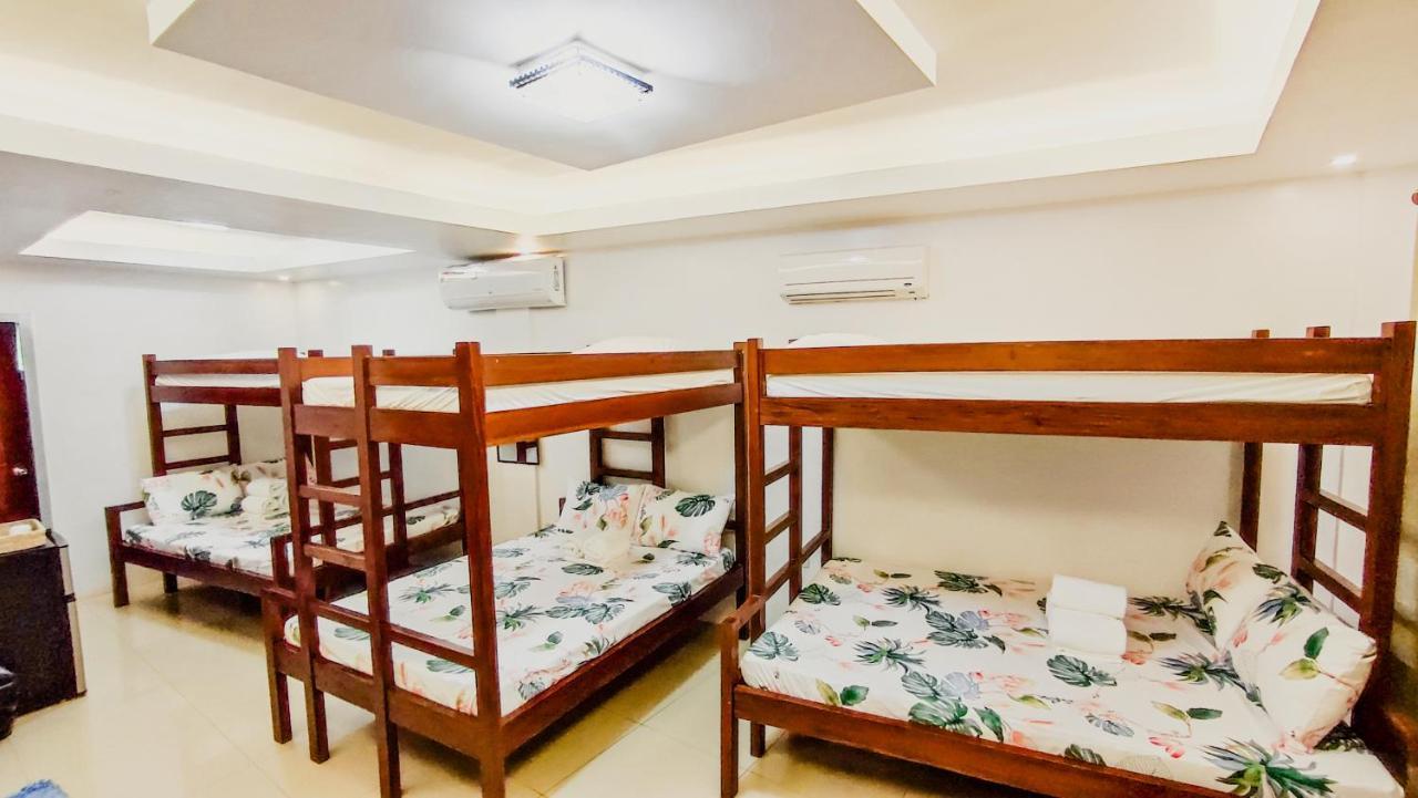 Youhan Beach Resort San Antonio  Ngoại thất bức ảnh