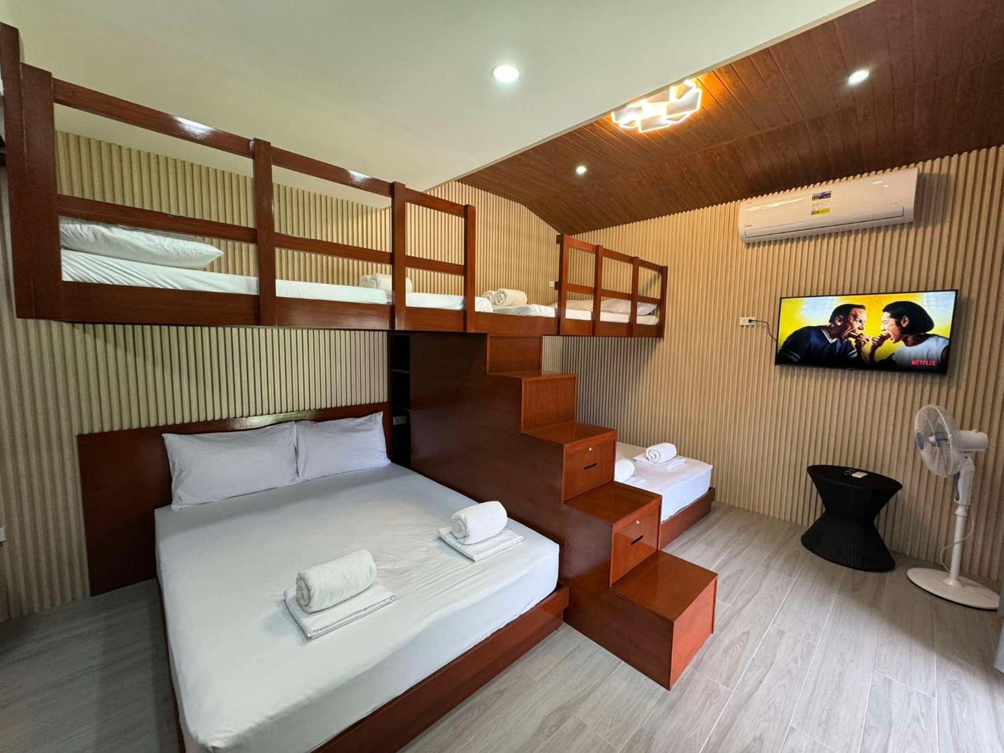 Youhan Beach Resort San Antonio  Ngoại thất bức ảnh
